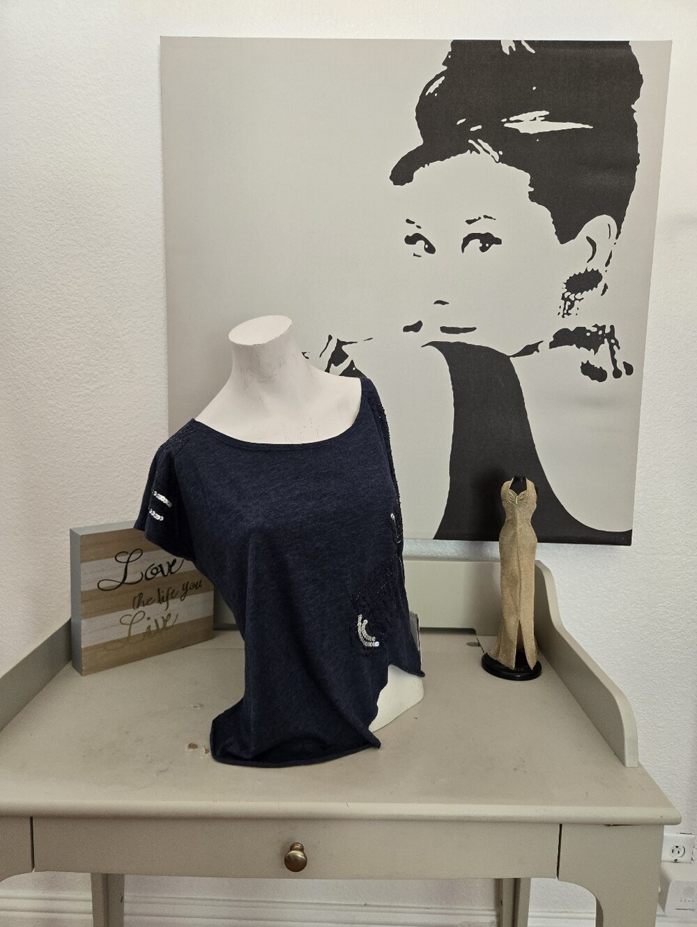 NWT Women's Threads 4 Thoughts Navy Short-Sleeve Scoop Neck Top Size Medium